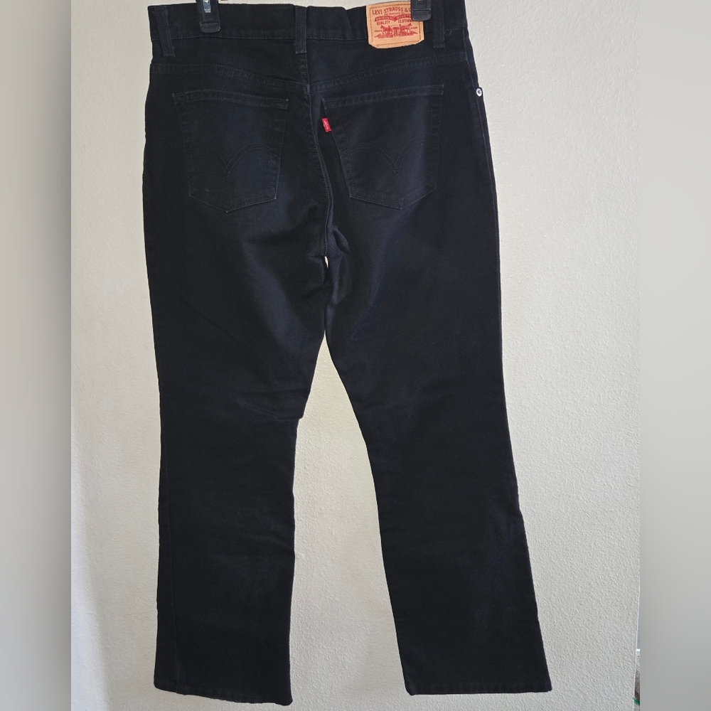 Levi's Women's Black 550 Relaxed Bootcut Jeans